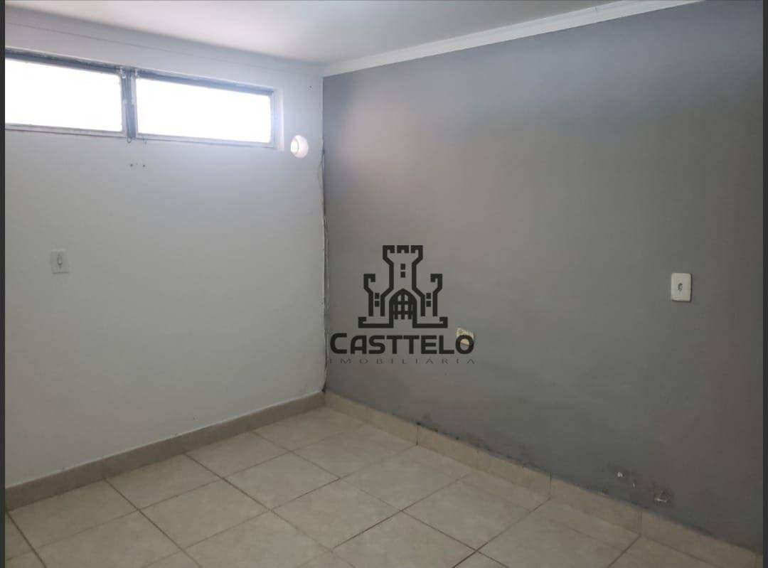 Casa à venda com 4 quartos, 196m² - Foto 3