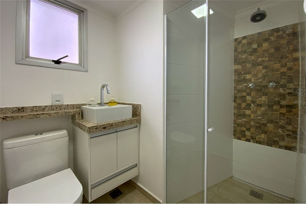 Apartamento à venda com 2 quartos, 65m² - Foto 12