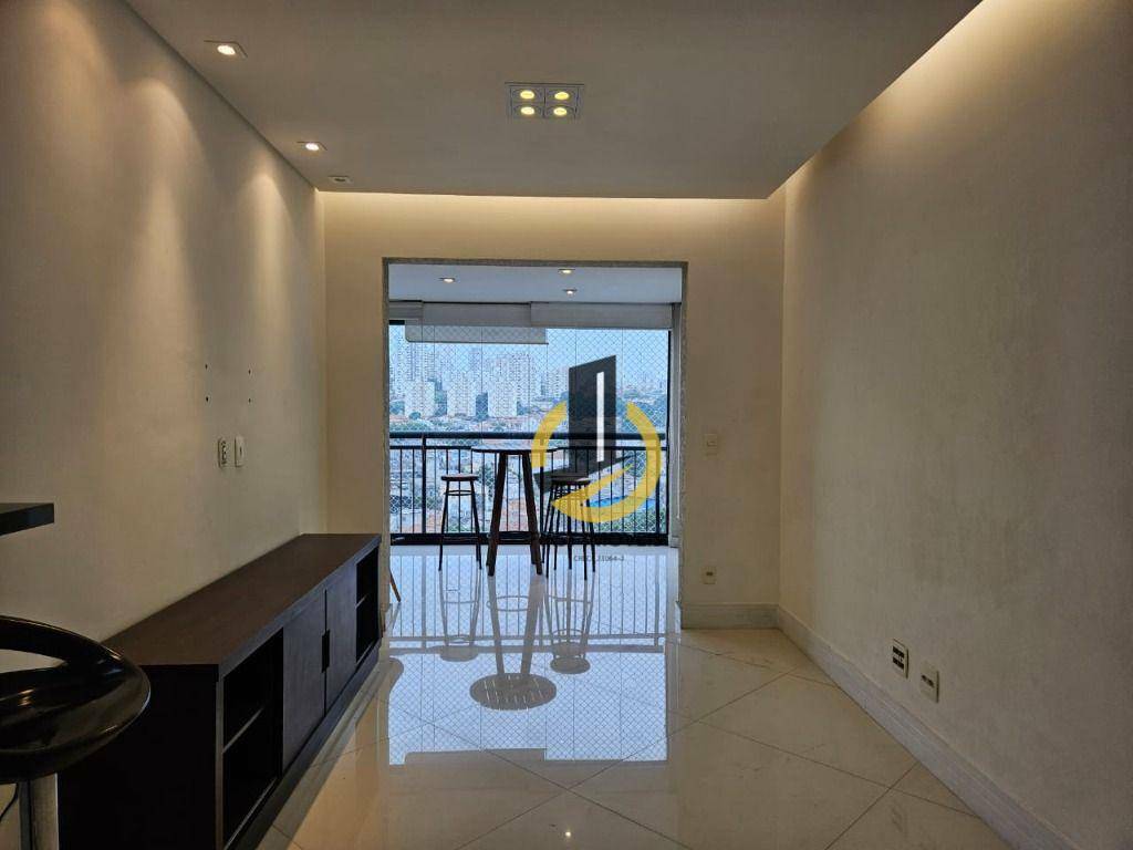 Apartamento para alugar com 2 quartos, 72m² - Foto 17