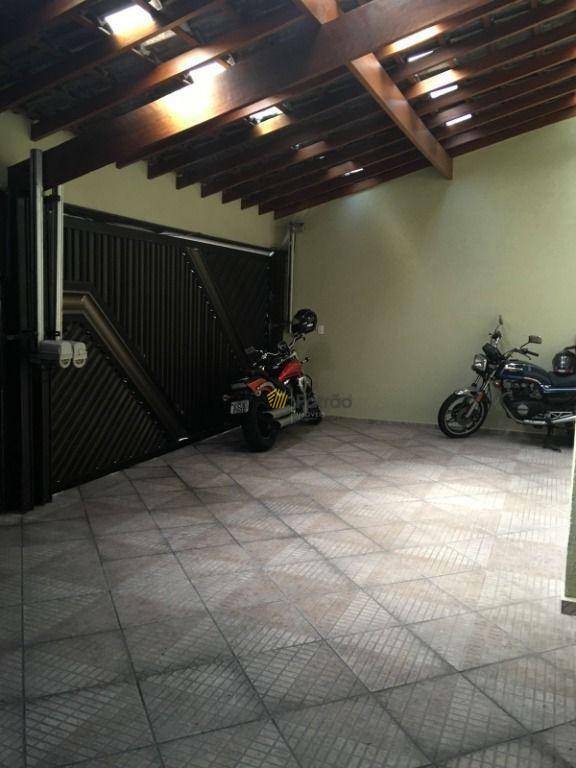 Sobrado à venda com 4 quartos, 352m² - Foto 9