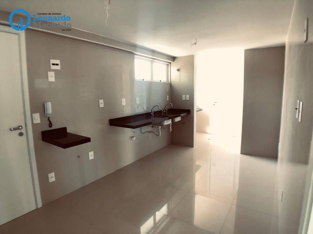 Apartamento à venda com 3 quartos, 165m² - Foto 6