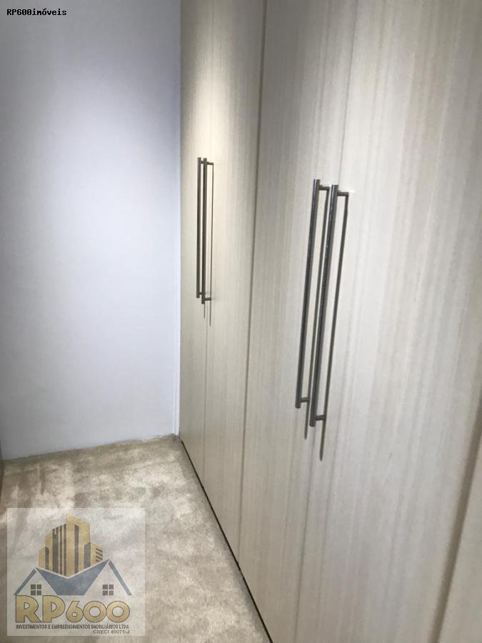 Apartamento para alugar com 3 quartos, 98m² - Foto 7