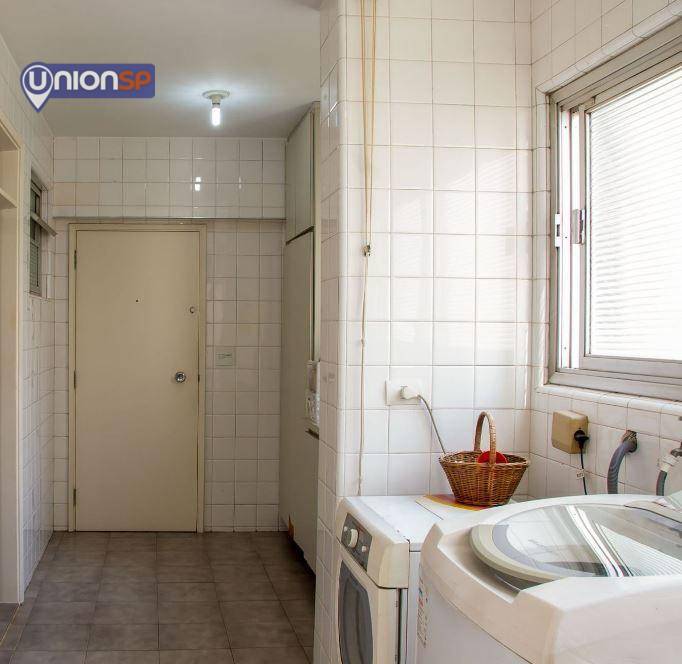 Apartamento à venda com 3 quartos, 199m² - Foto 23