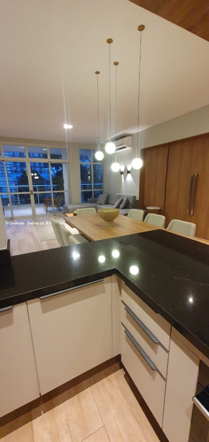 Apartamento à venda com 3 quartos, 107m² - Foto 35
