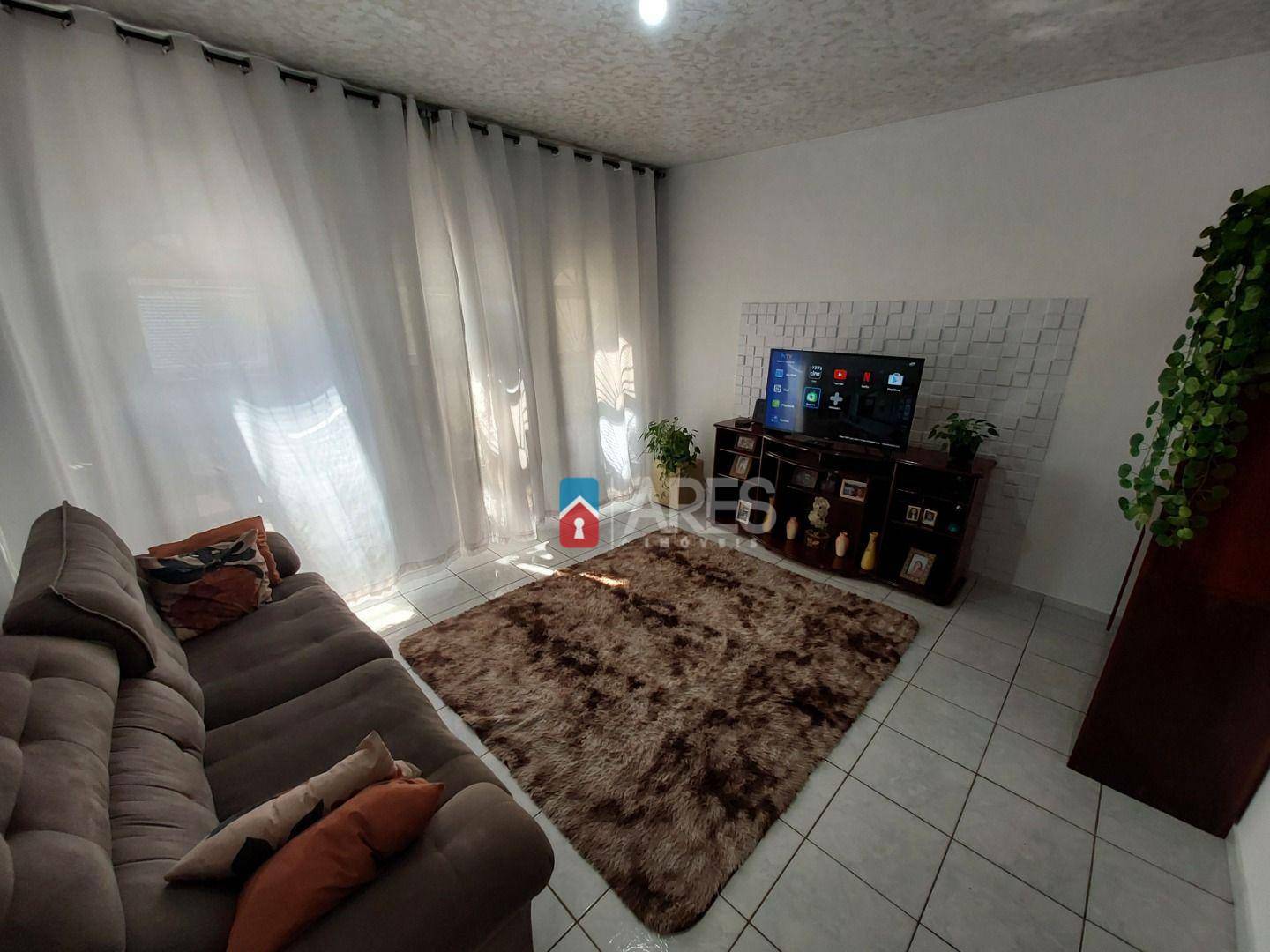 Casa à venda com 3 quartos, 91m² - Foto 3