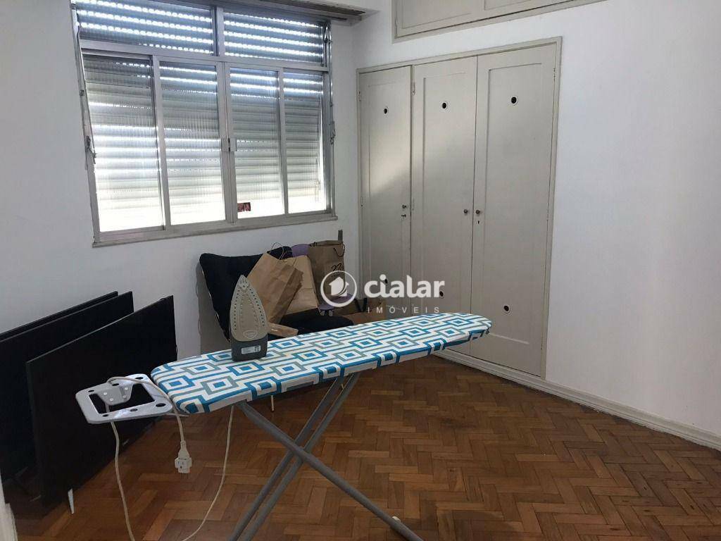 Apartamento à venda com 3 quartos, 115m² - Foto 19