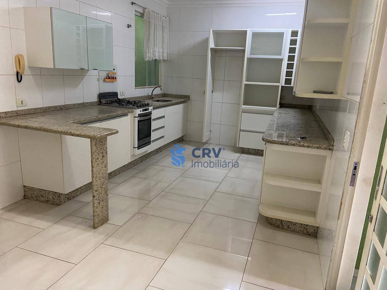 Casa à venda com 3 quartos, 200m² - Foto 8