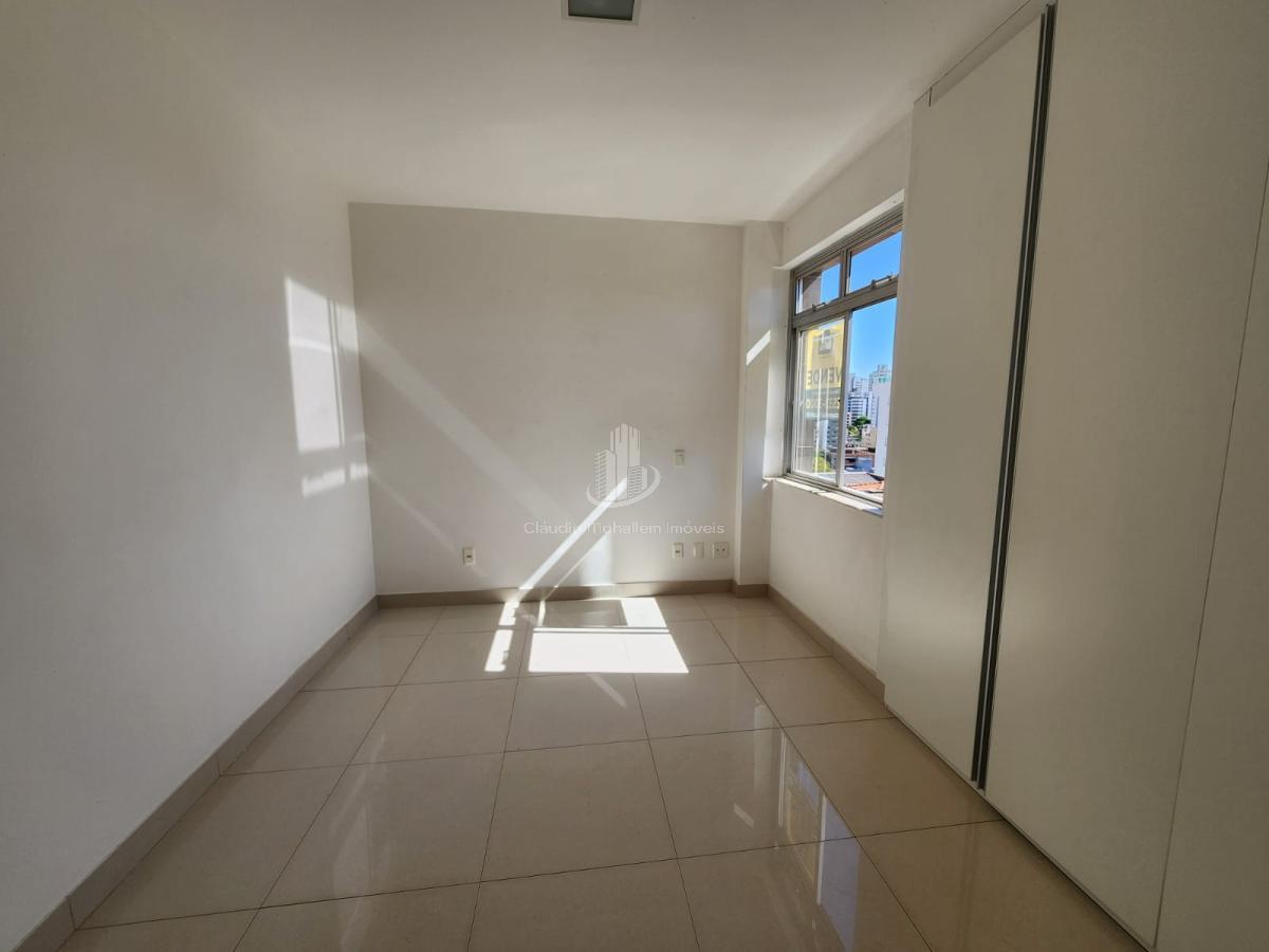 Apartamento à venda com 4 quartos, 138m² - Foto 12