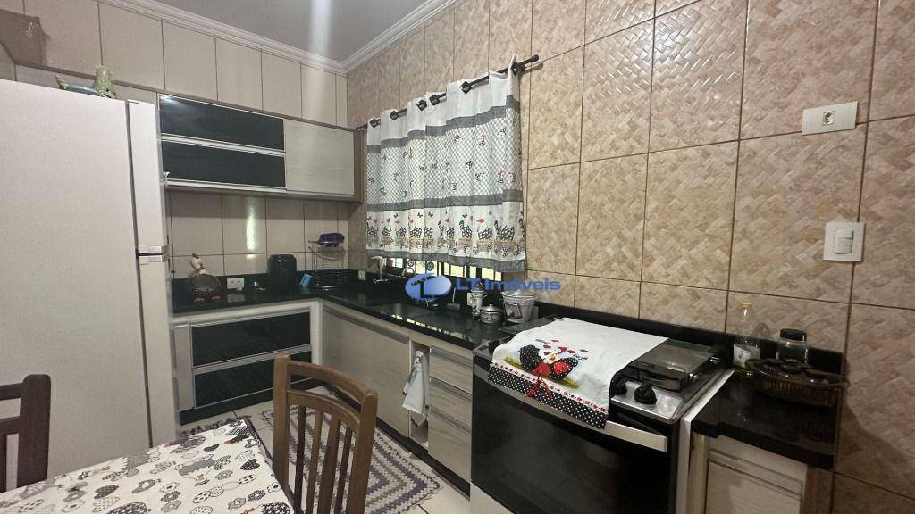 Casa à venda com 3 quartos, 139m² - Foto 16