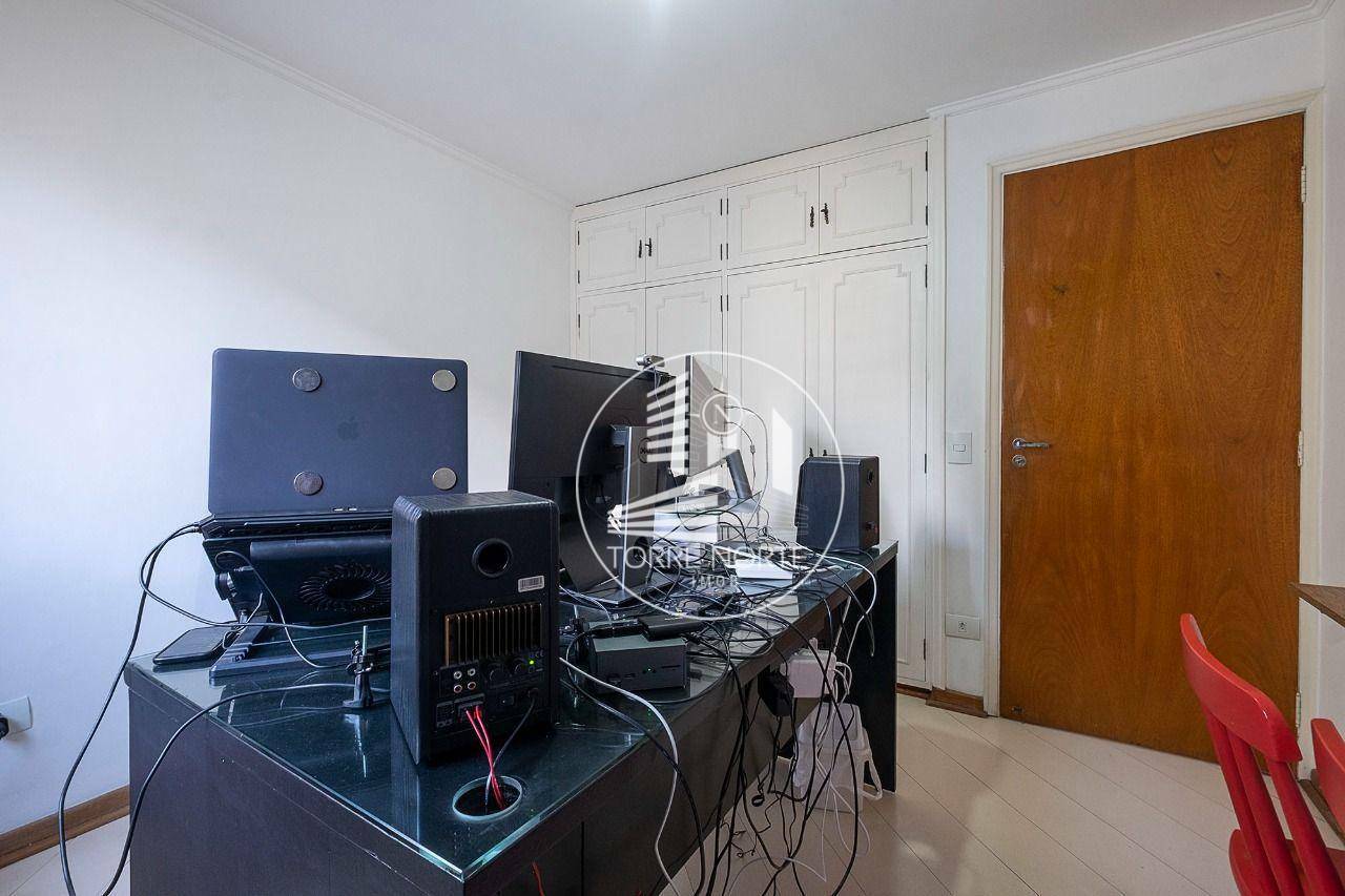 Apartamento à venda com 3 quartos, 142m² - Foto 14