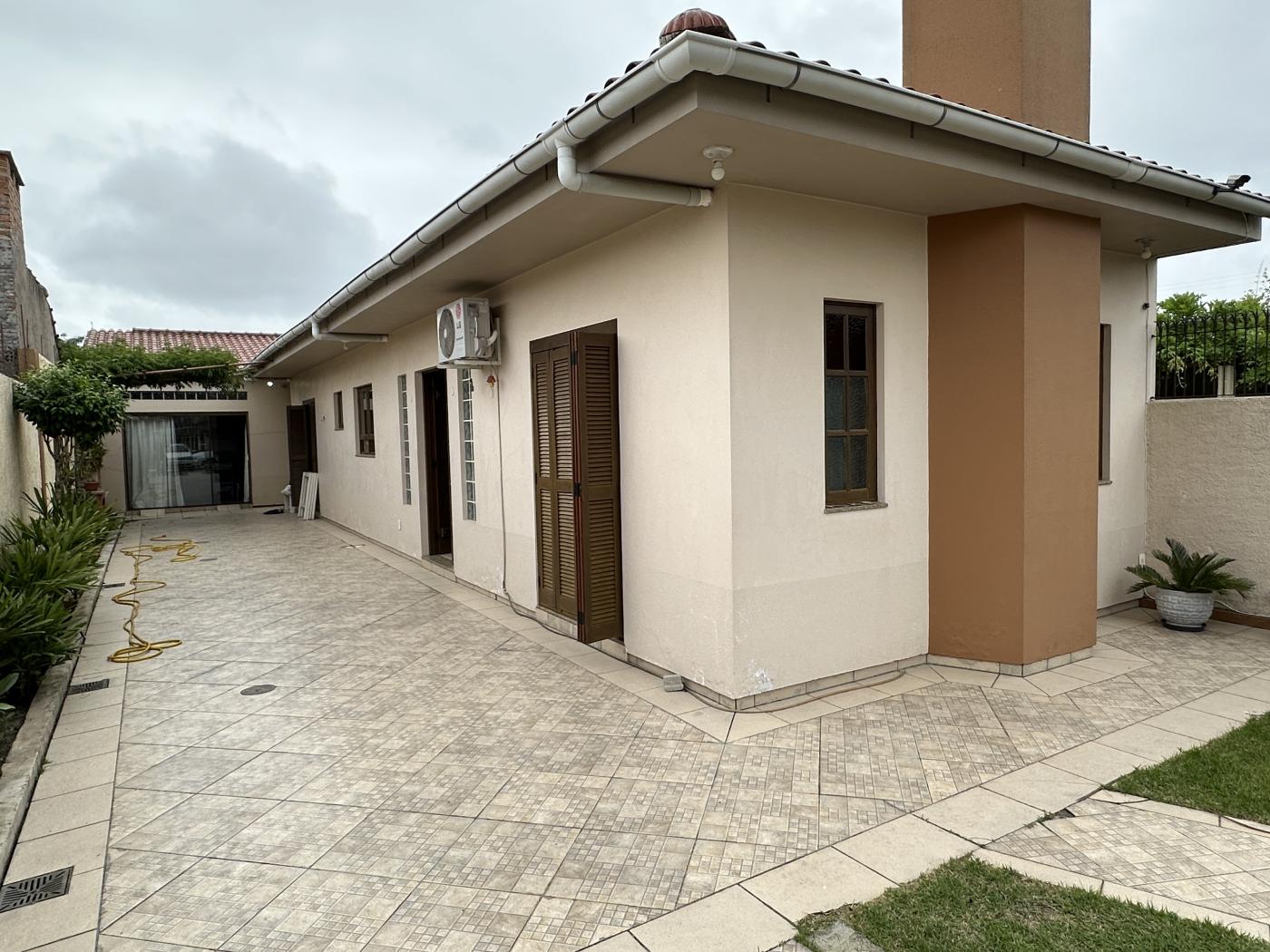 Casa à venda com 1 quarto, 91m² - Foto 2