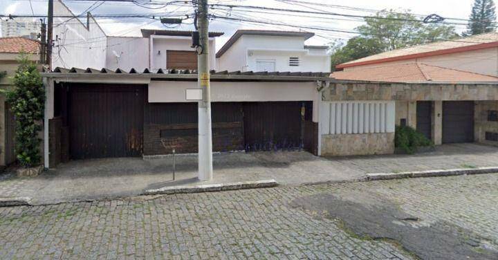 Casa para alugar com 3 quartos, 320m² - Foto 2