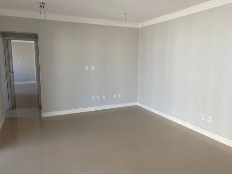 Apartamento à venda com 3 quartos, 135m² - Foto 15