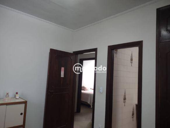 Casa à venda com 3 quartos, 194m² - Foto 15