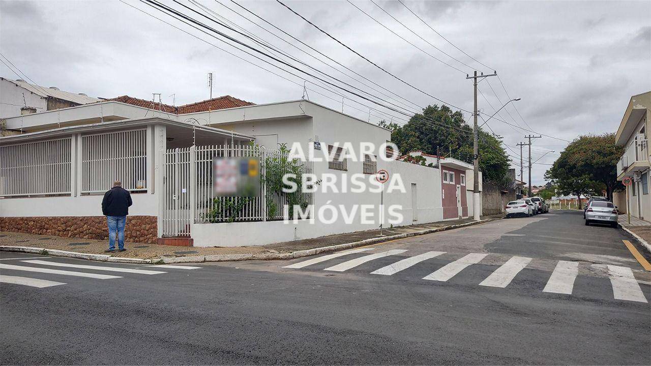 Casa à venda e aluguel com 3 quartos, 292m² - Foto 6