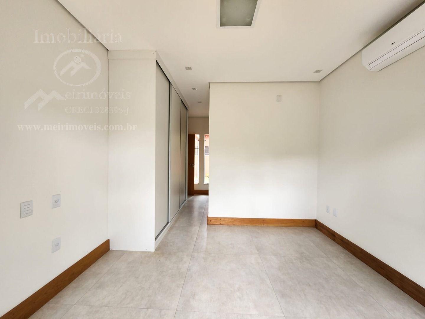 Casa à venda com 2 quartos, 600m² - Foto 19