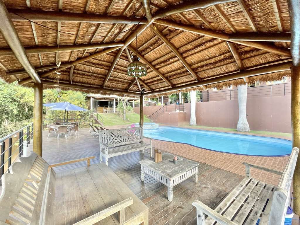 Casa de Condomínio à venda e aluguel com 5 quartos, 890m² - Foto 33