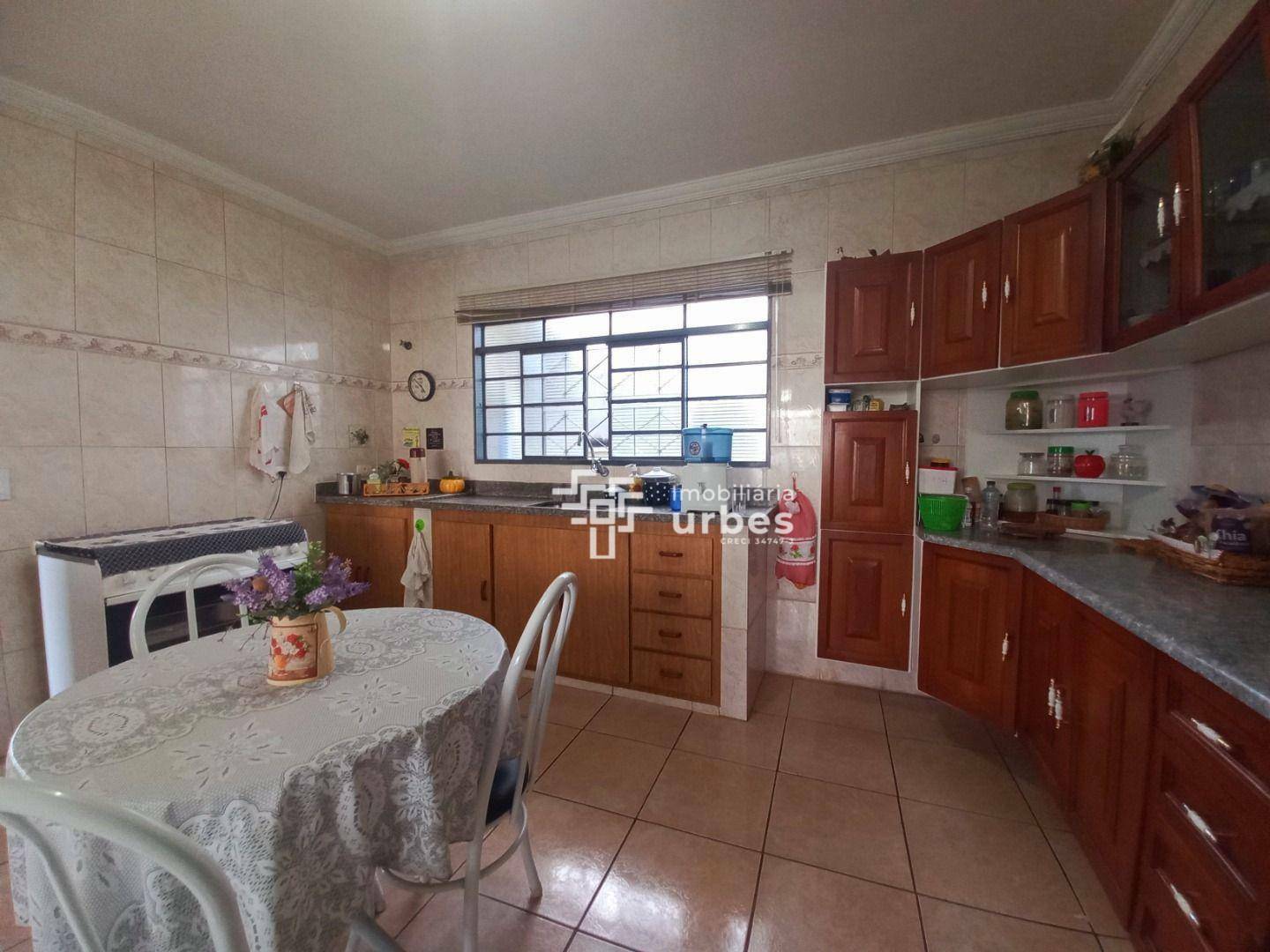 Casa à venda com 3 quartos, 342m² - Foto 28