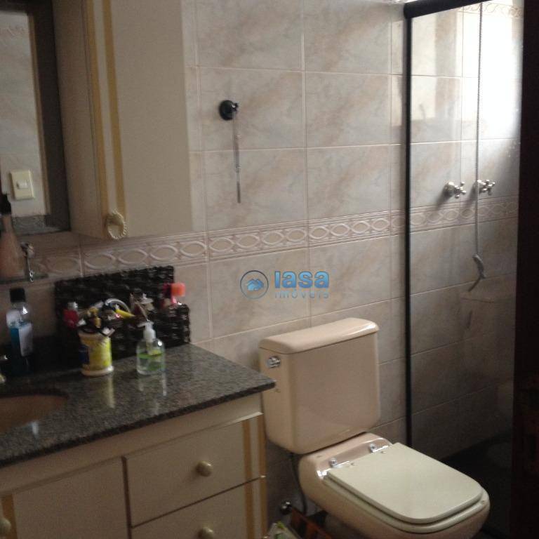 Apartamento à venda com 3 quartos, 145m² - Foto 8