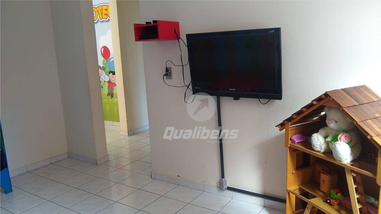 Apartamento para alugar com 2 quartos, 70m² - Foto 30