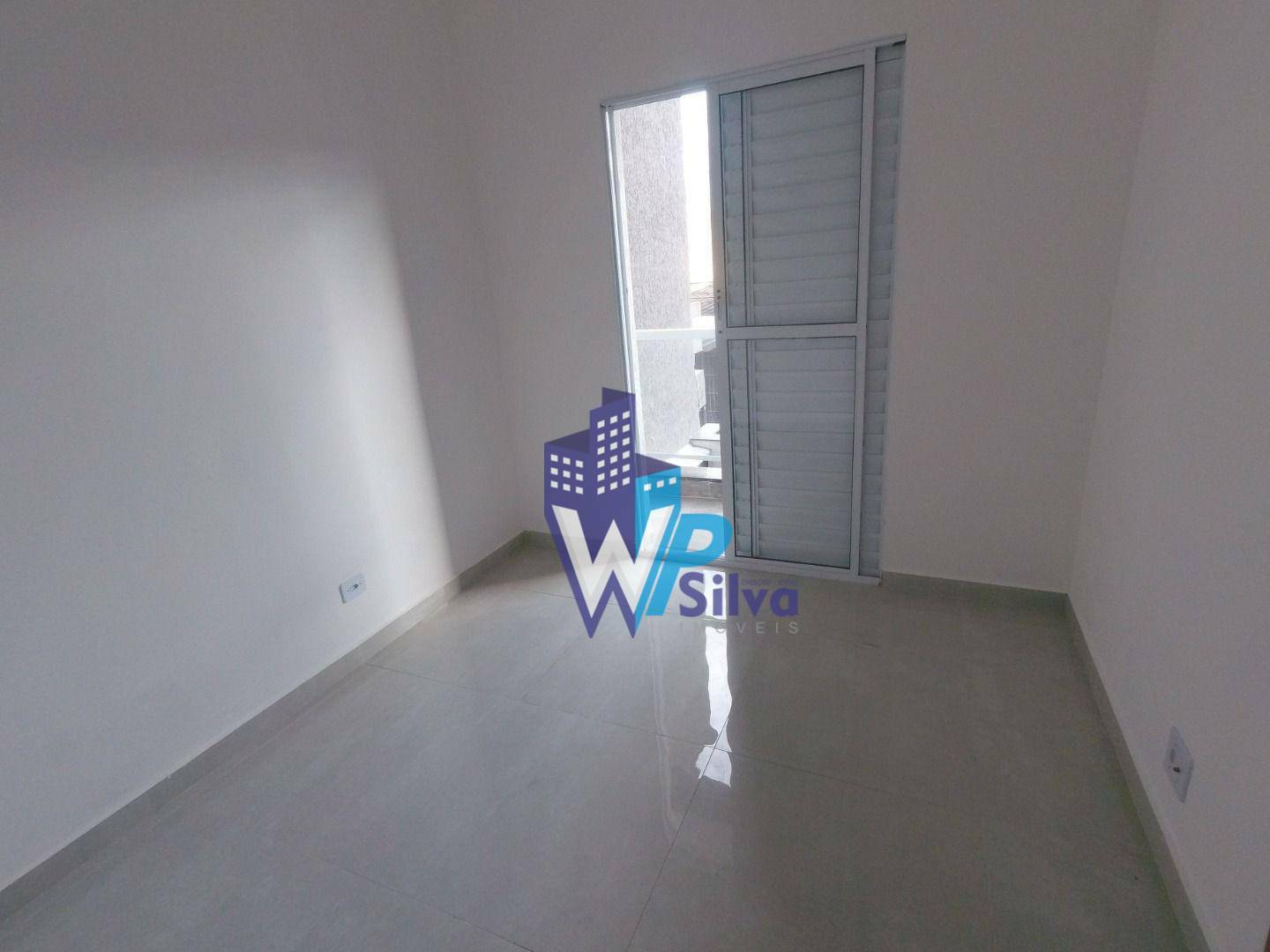 Apartamento à venda com 2 quartos, 42m² - Foto 3