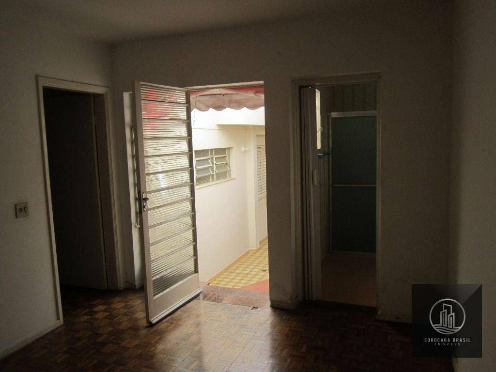 Casa para alugar com 6 quartos, 320m² - Foto 3