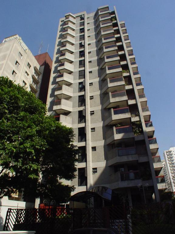 Apartamento à venda com 4 quartos, 160m² - Foto 1