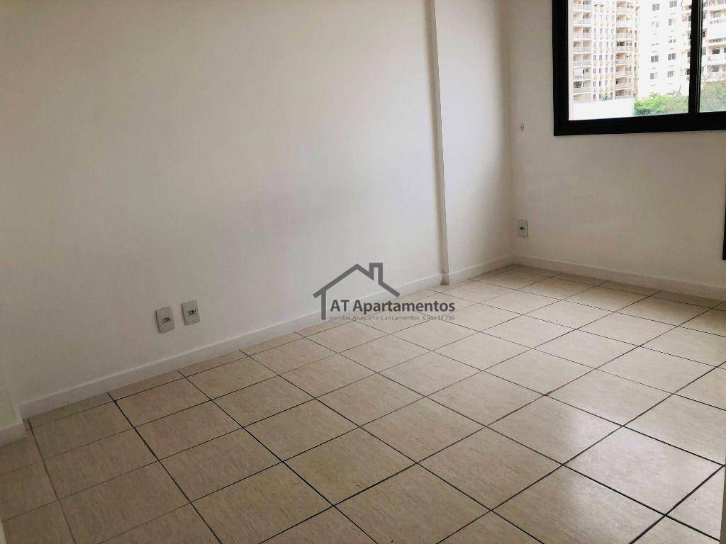 Apartamento à venda com 3 quartos, 72m² - Foto 17