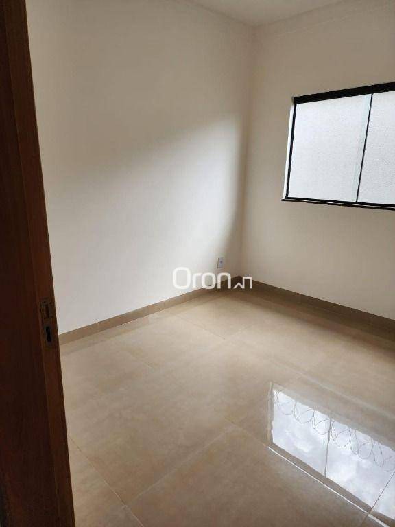 Casa à venda com 3 quartos, 108m² - Foto 4