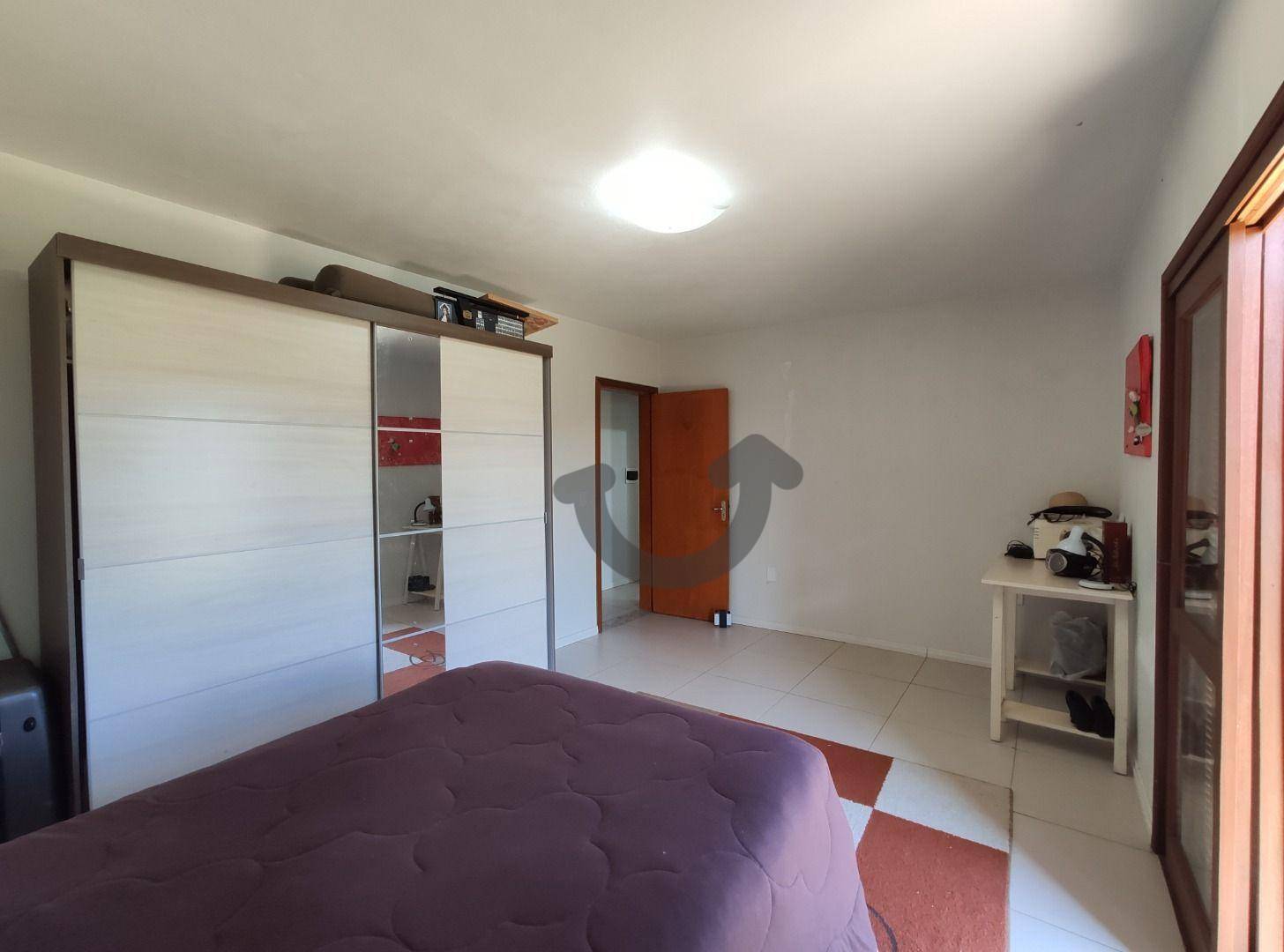 Chácara à venda com 3 quartos, 160m² - Foto 8