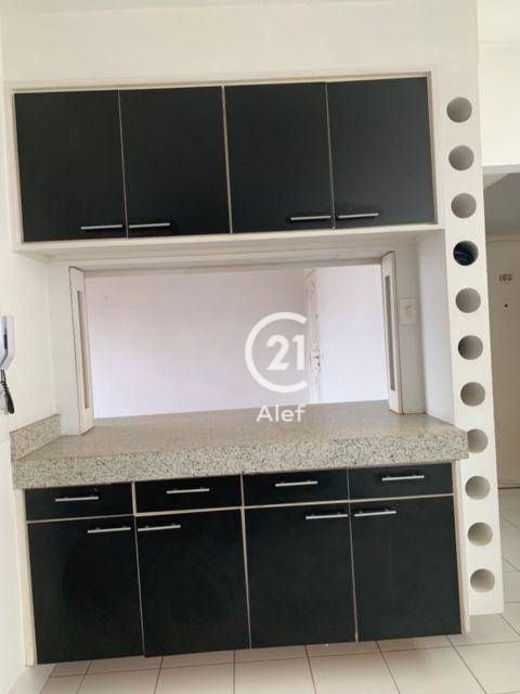 Apartamento à venda com 2 quartos, 105m² - Foto 10