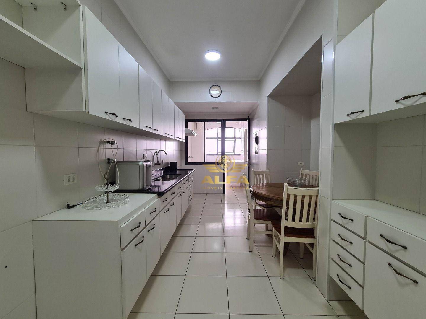 Apartamento à venda com 3 quartos, 201m² - Foto 35