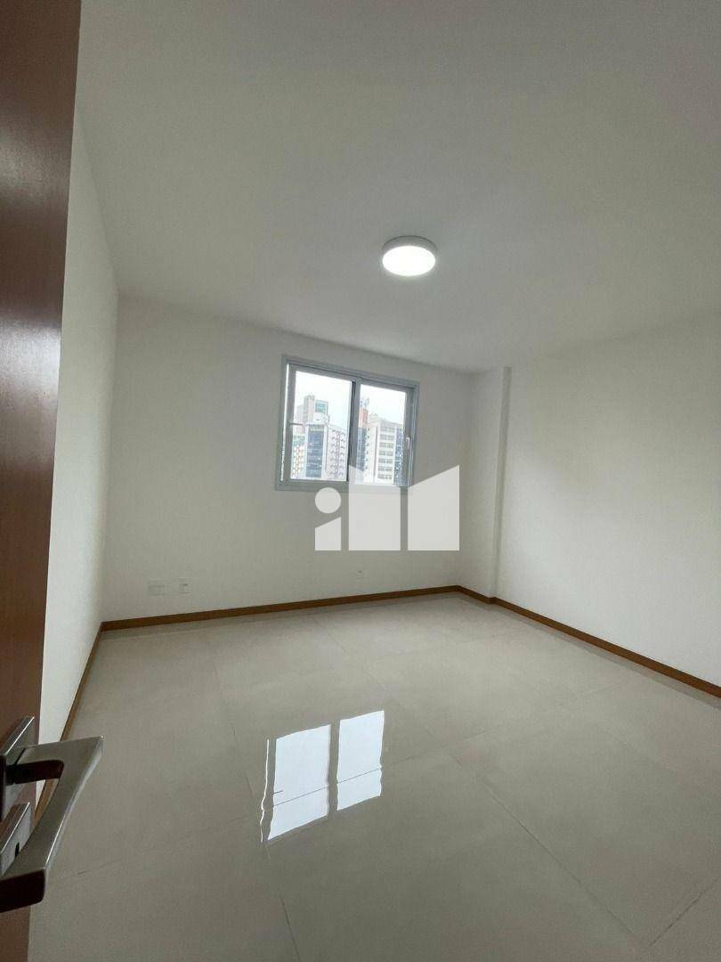 Apartamento para alugar com 3 quartos, 100m² - Foto 9