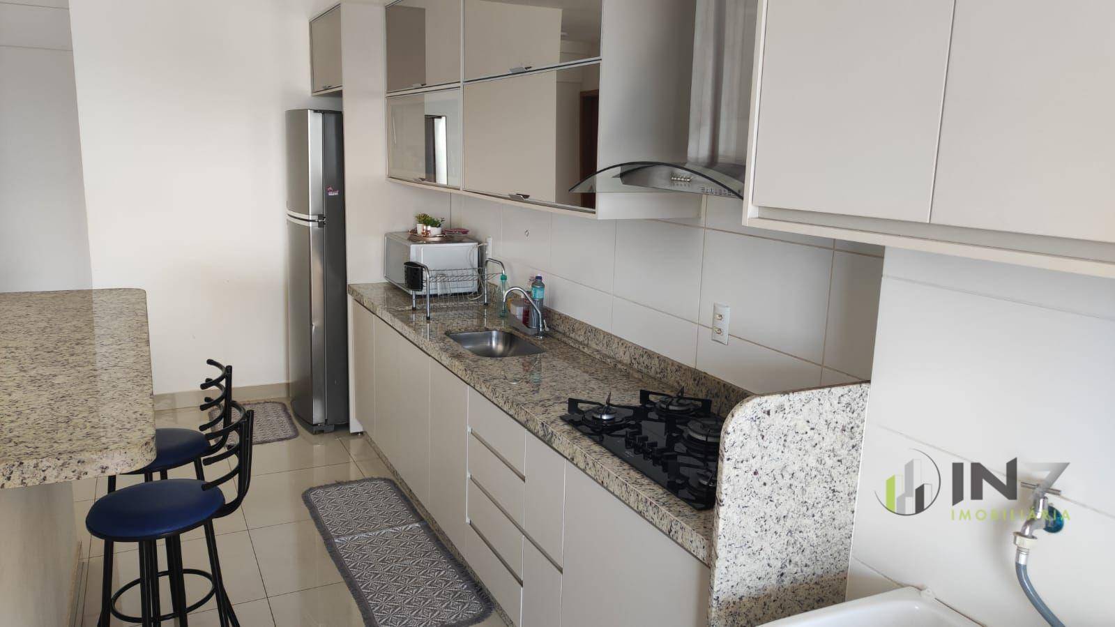 Apartamento à venda com 3 quartos, 94m² - Foto 4