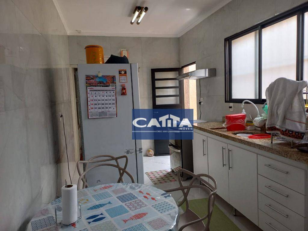 Casa à venda com 2 quartos, 100m² - Foto 14