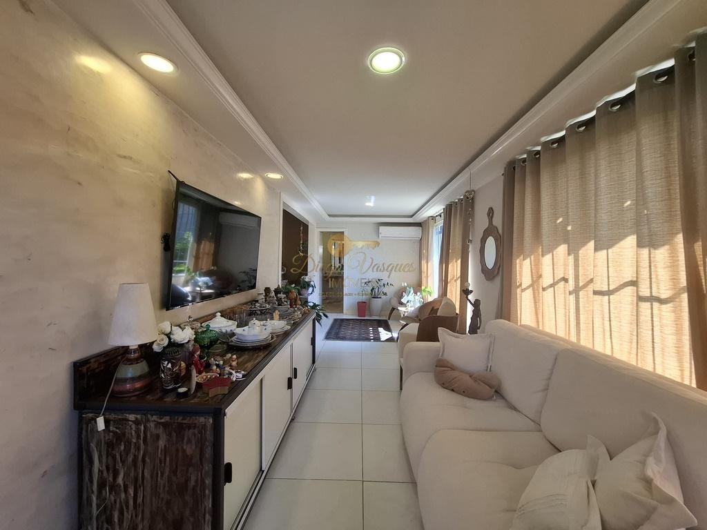 Casa à venda com 3 quartos, 600m² - Foto 6