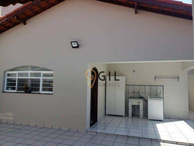 Casa à venda com 3 quartos, 174m² - Foto 3