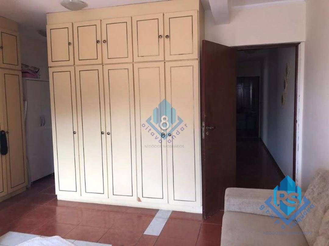 Sobrado à venda com 3 quartos, 200m² - Foto 9