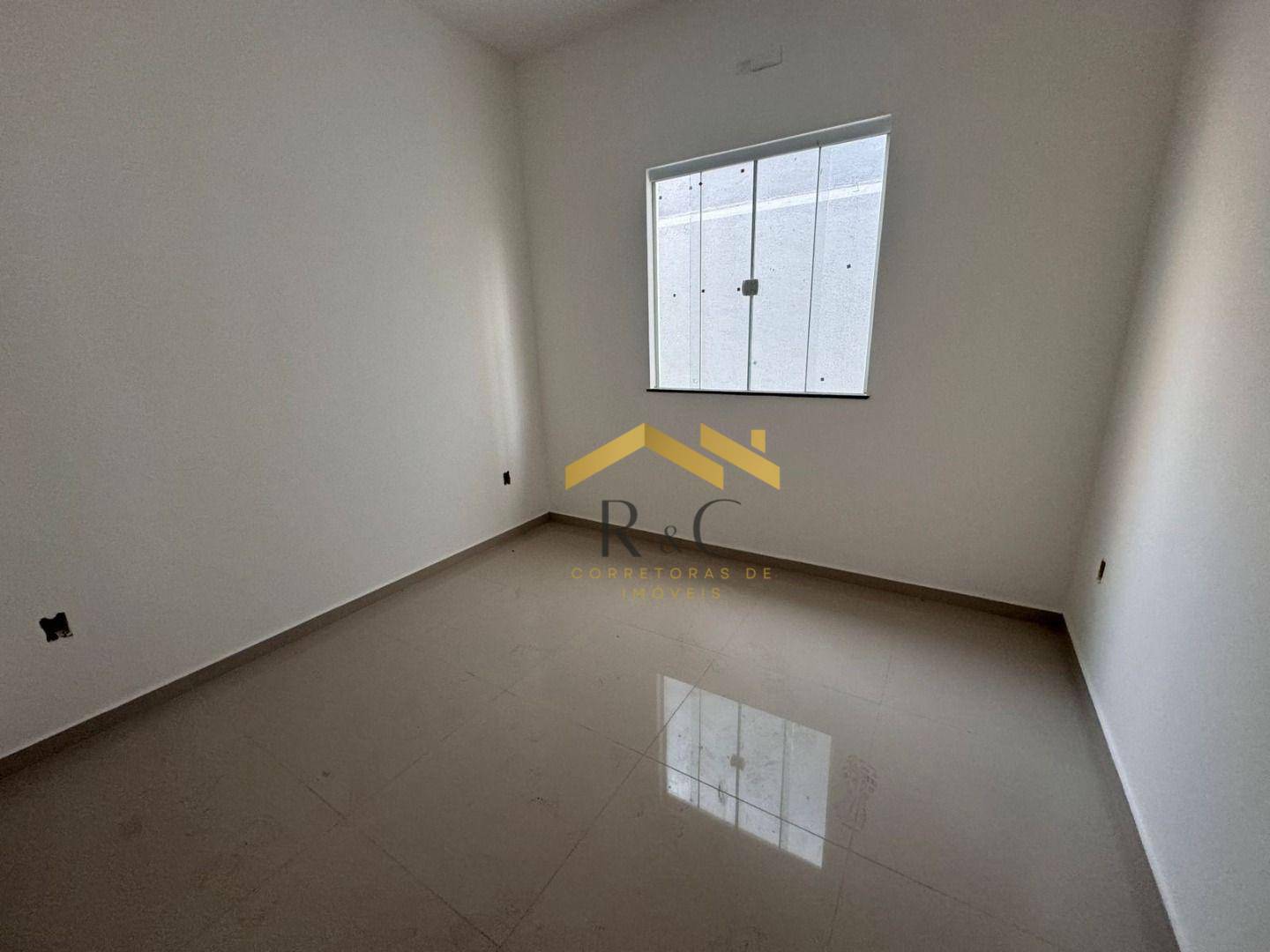 Casa à venda com 3 quartos, 70m² - Foto 7