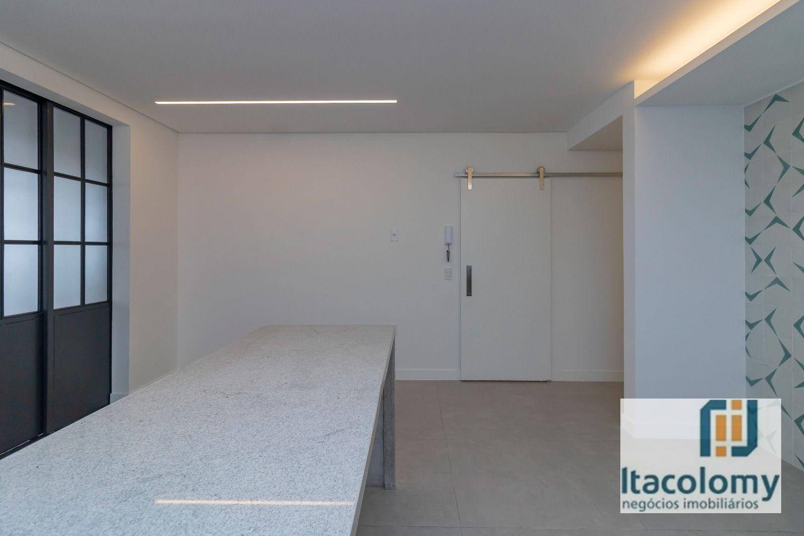 Apartamento à venda com 3 quartos, 239m² - Foto 9