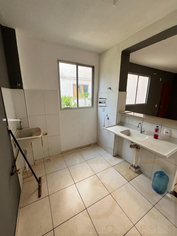 Apartamento à venda com 2 quartos, 42m² - Foto 7