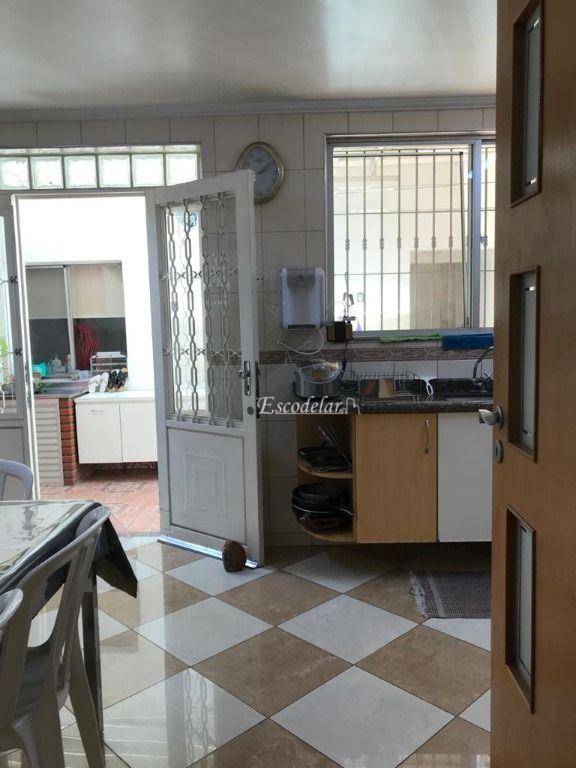 Sobrado à venda com 3 quartos, 228m² - Foto 23