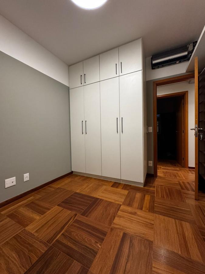 Apartamento para alugar com 3 quartos, 139m² - Foto 9