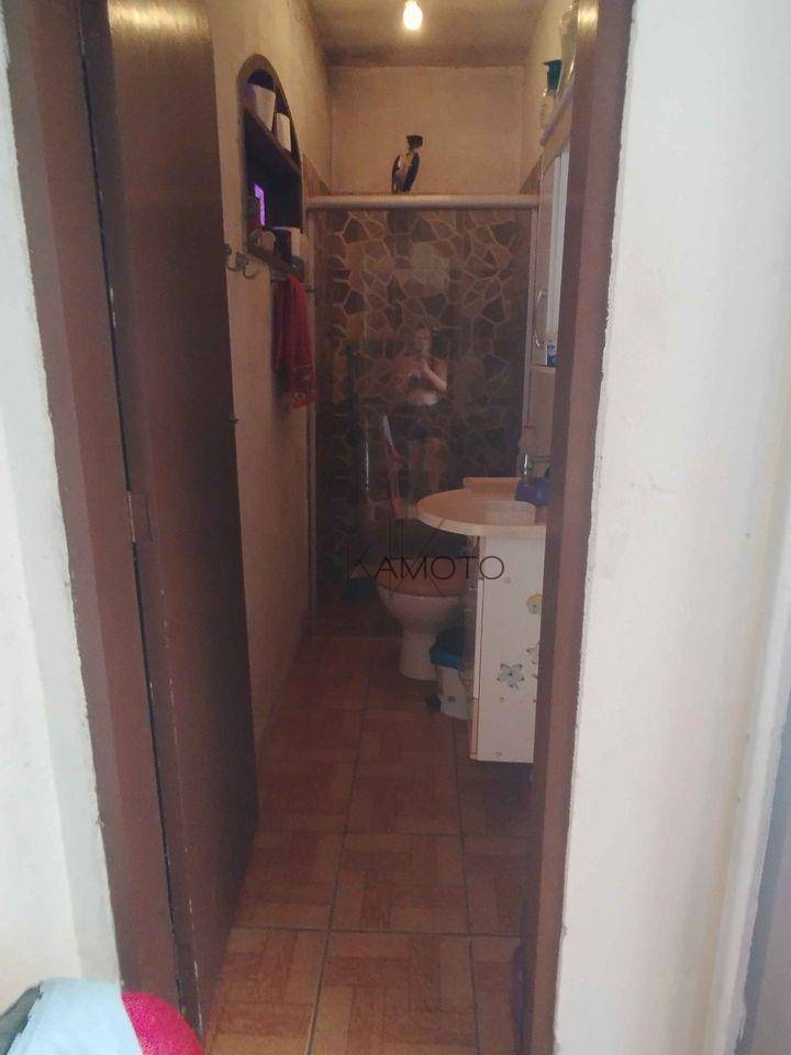 Sobrado à venda com 3 quartos, 1m² - Foto 2