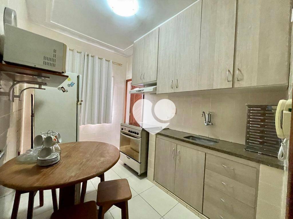 Apartamento à venda com 2 quartos, 127m² - Foto 8