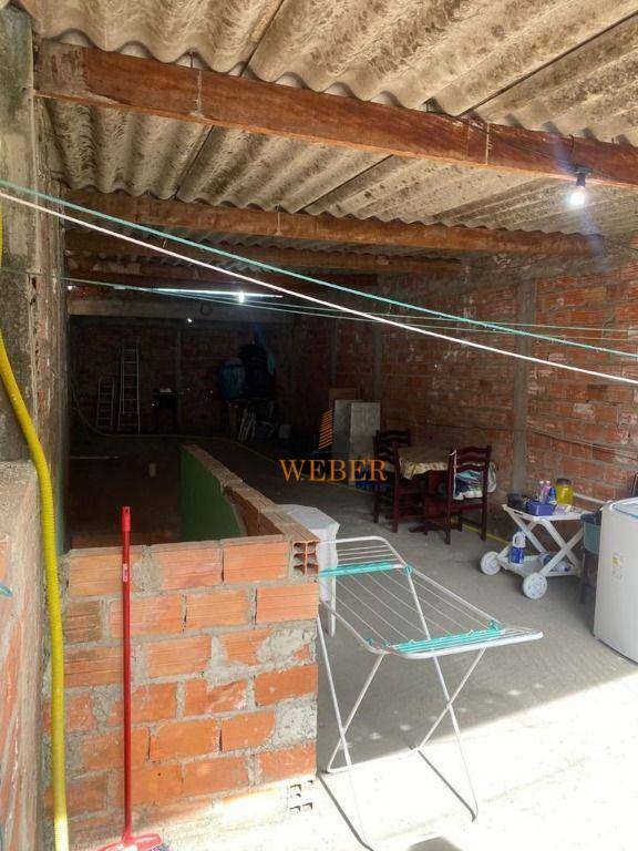 Sobrado à venda com 4 quartos, 300m² - Foto 30