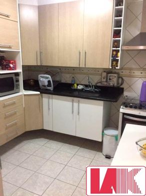 Apartamento à venda com 2 quartos, 76m² - Foto 9