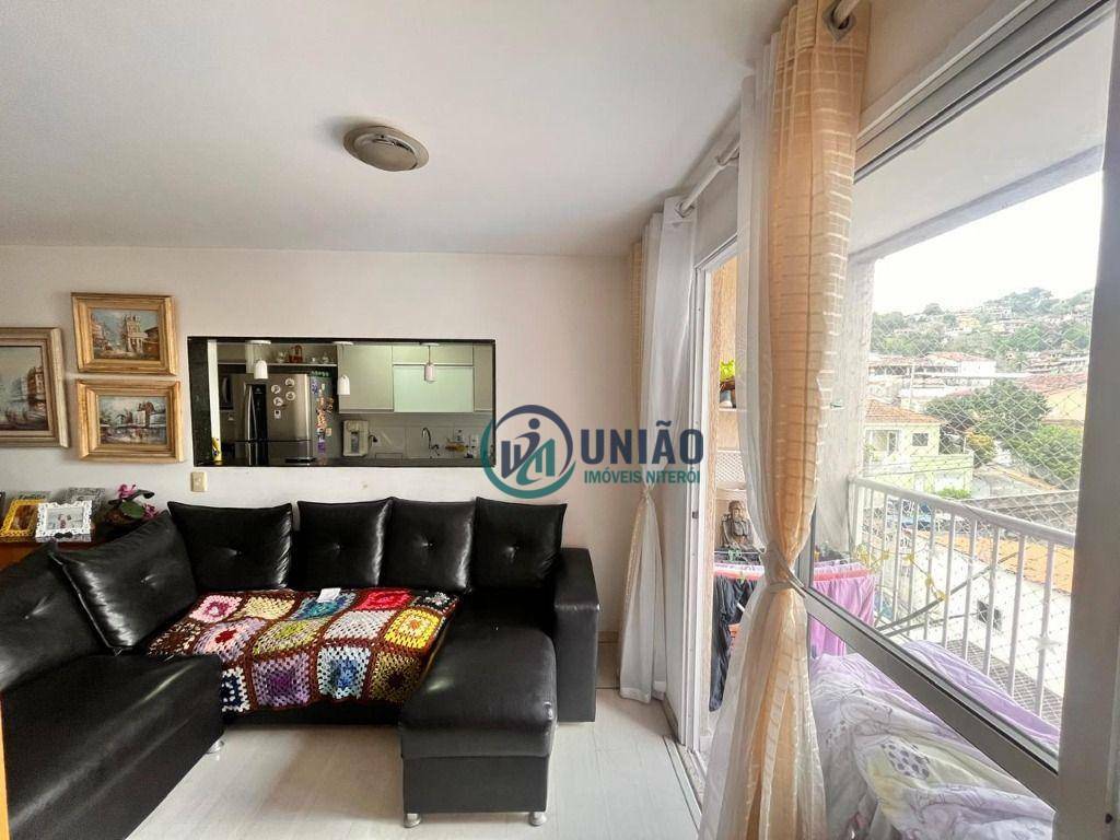 Apartamento à venda com 3 quartos, 70m² - Foto 9