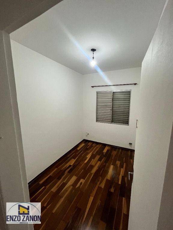 Apartamento à venda com 3 quartos, 76m² - Foto 7