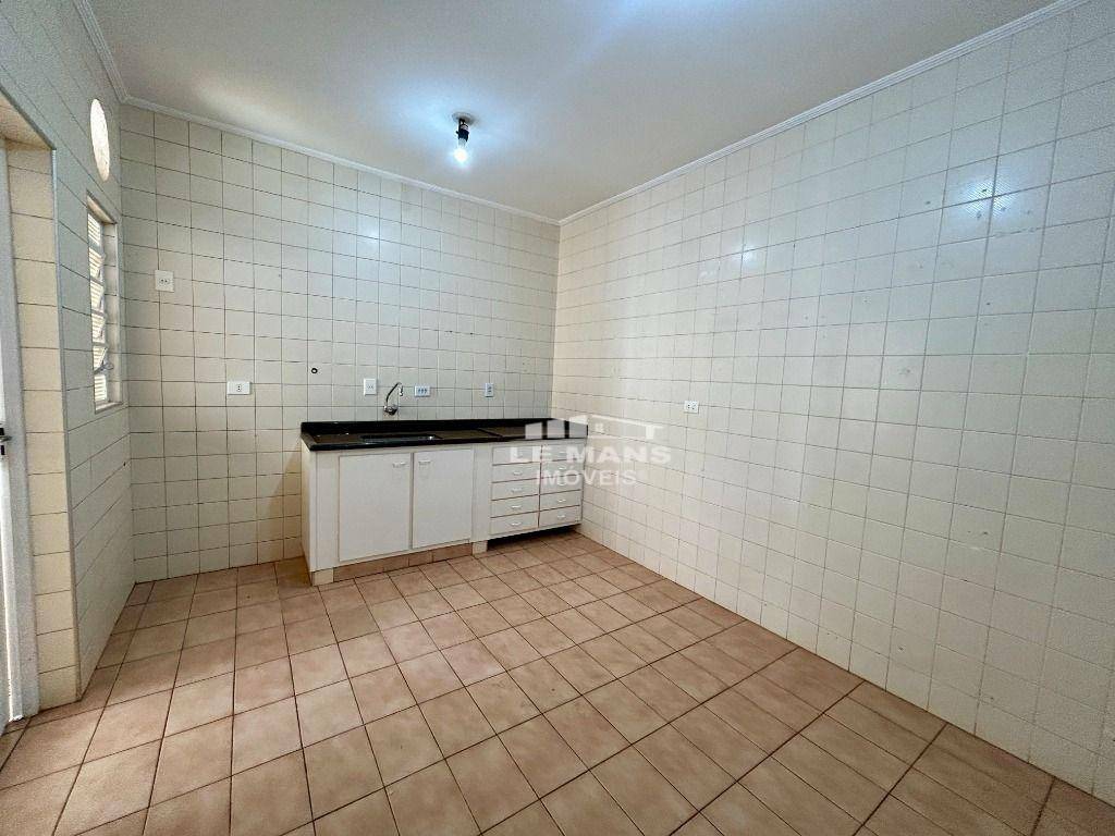 Apartamento à venda com 3 quartos, 130m² - Foto 5